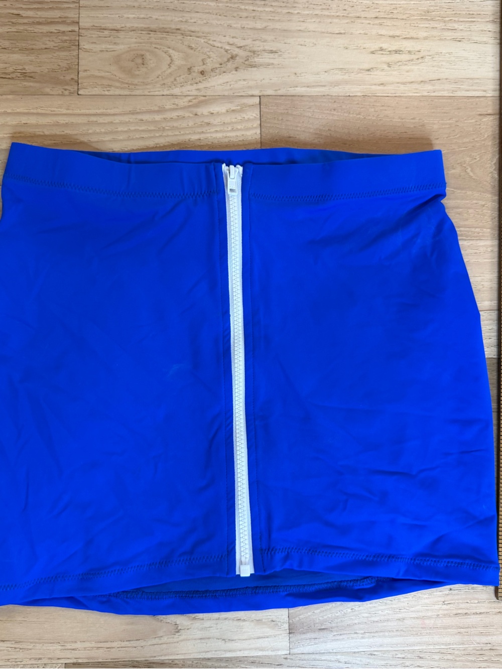 Skims swim skirt cover up size large